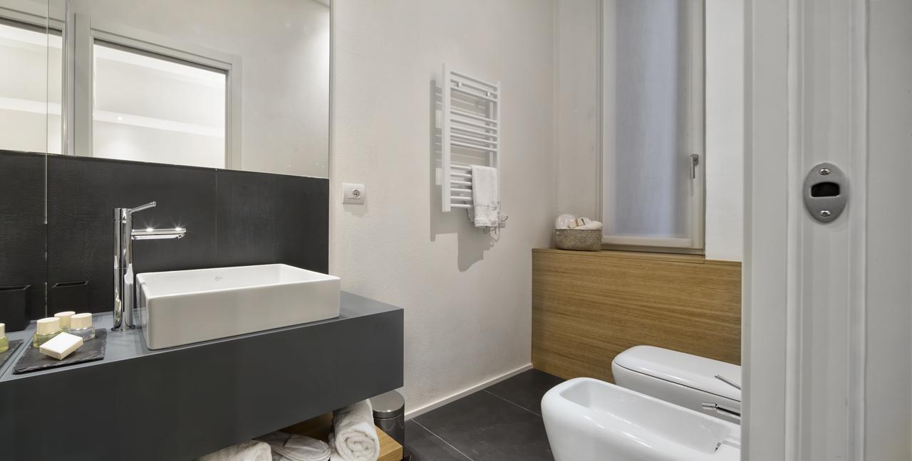 Emilia Suite Express Modena Bagian luar foto